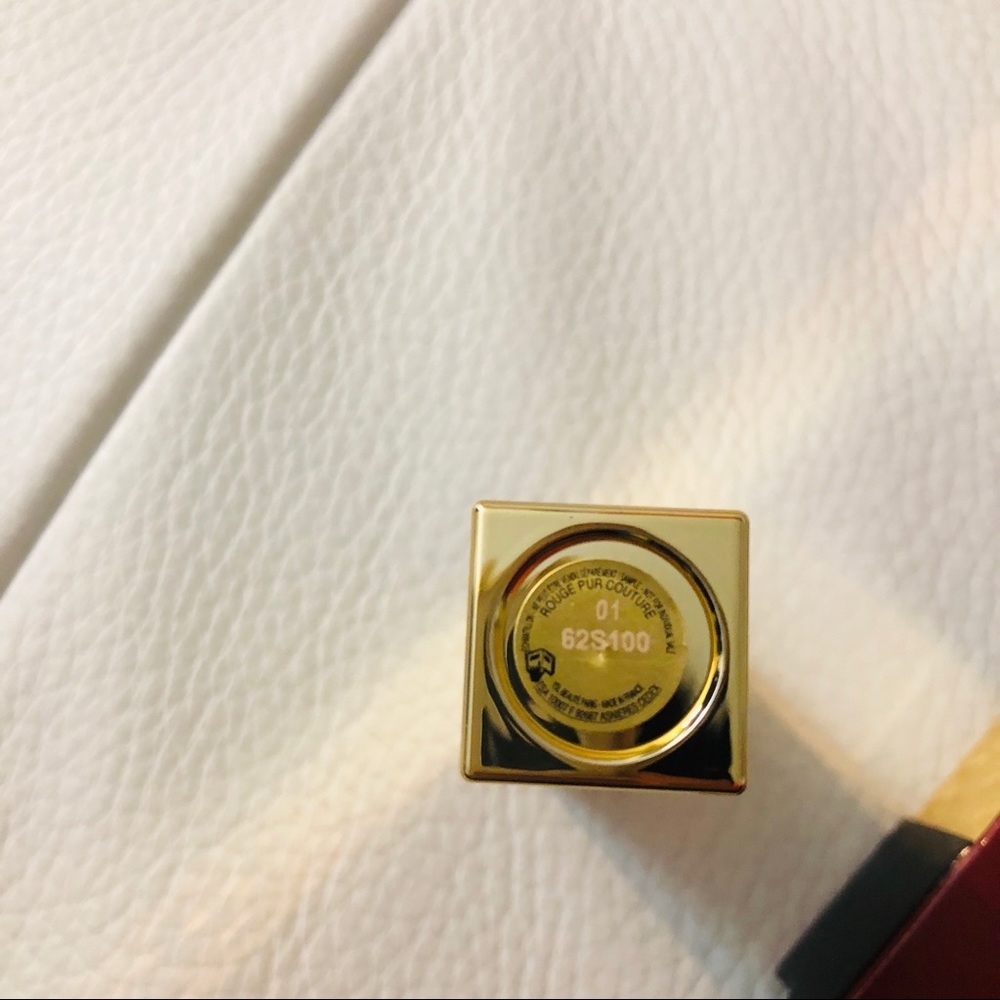 YSL Rouge Pur Couture Red Lipstick Mini Shade 01 - Picture 6 of 7